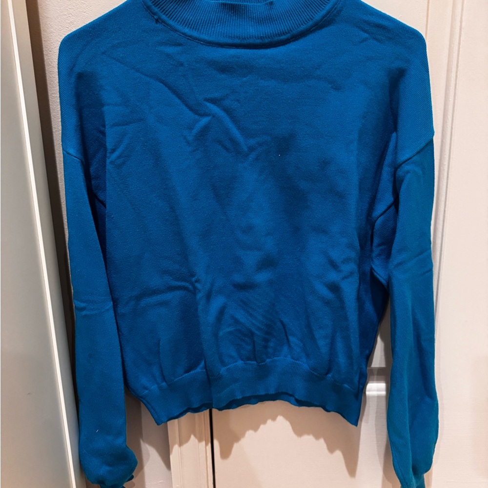 Vestique Blue Turtleneck Sweater
